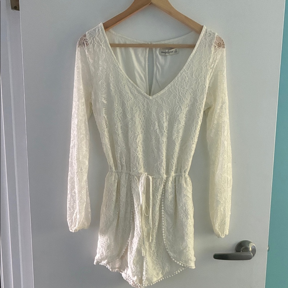 Abercrombie & Fitch Ivory Lace Romper